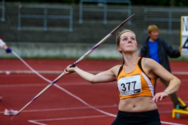 Regensburg, Almanya - 20 Temmuz 2019: Bavyera Atletizm Şampiyonası cirit atma etkinliği