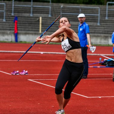 Regensburg, Almanya - 20 Temmuz 2019: Bavyera Atletizm Şampiyonası cirit atma etkinliği