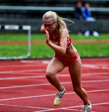 Regensburg, Almanya - 20 Temmuz 2019: Bavyera Atletizm Şampiyonası 400 metre yarışı