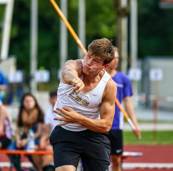 Regensburg, Almanya - 20 Temmuz 2019: Bavyera Atletizm Şampiyonası cirit atma etkinliği