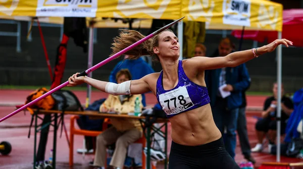 Regensburg, Almanya - 20 Temmuz 2019: Bavyera Atletizm Şampiyonası cirit atma etkinliği