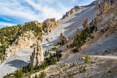 Fransız Alplerinin Alp manzarası, Brunissard Provence Alpleri 'nde, Col d Izoard, Fransa Avrupa' da