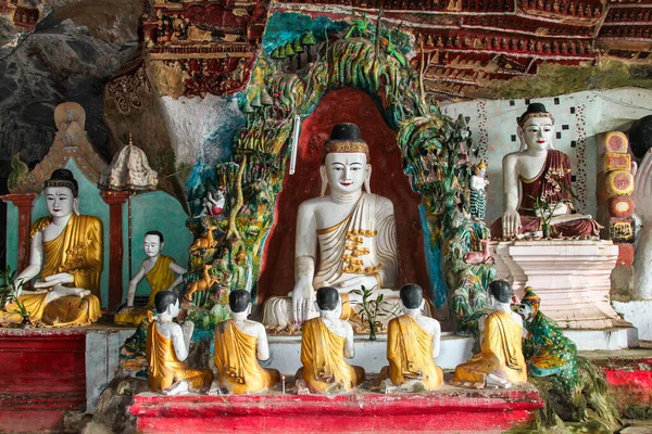 Estatuas Buda Cueva Yathaypyan Kawgungu Hpa Myanmar Antigua Birmania —  Fotos de Stock