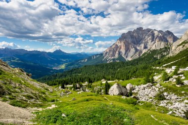 Dolomites Dağları, Passo Valparola Cortina d 'Ampezzo yakınlarında, Belluno, İtalya