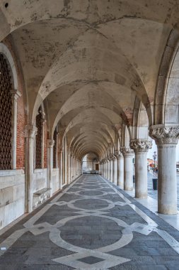 İtalya, Europa 'da Piazza San Marco' daki Doge sarayıyla Venedik