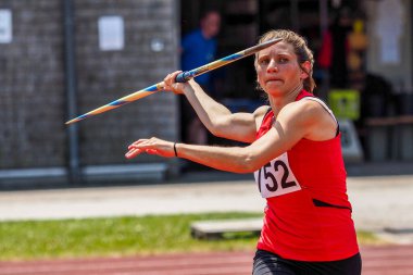 Regensburg, Almanya - 20 Temmuz 2019: Bavyera Atletizm Şampiyonası cirit atma etkinliği
