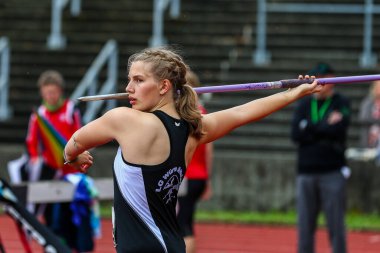 Regensburg, Almanya - 20 Temmuz 2019: Bavyera Atletizm Şampiyonası cirit atma etkinliği