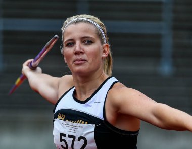 Regensburg, Almanya - 20 Temmuz 2019: Bavyera Atletizm Şampiyonası cirit atma etkinliği