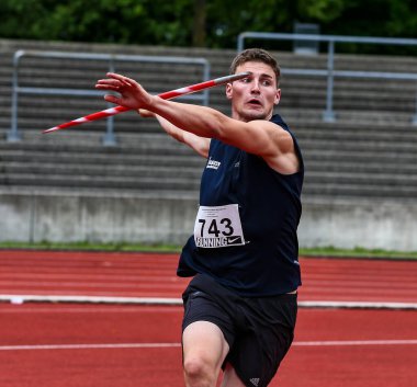 Regensburg, Almanya - 20 Temmuz 2019: Bavyera Atletizm Şampiyonası cirit atma etkinliği