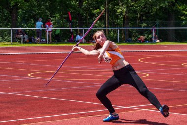 Regensburg, Almanya - 20 Temmuz 2019: Bavyera Atletizm Şampiyonası cirit atma etkinliği