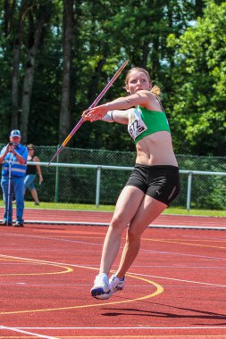 Regensburg, Almanya - 20 Temmuz 2019: Bavyera Atletizm Şampiyonası cirit atma etkinliği