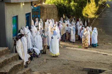 Axum, Etiyopya - 10 Şubat 2020: Aksum Etiyopya, Afrika 'daki Etiyopya Ortodoks Kilisesi' nde ayin