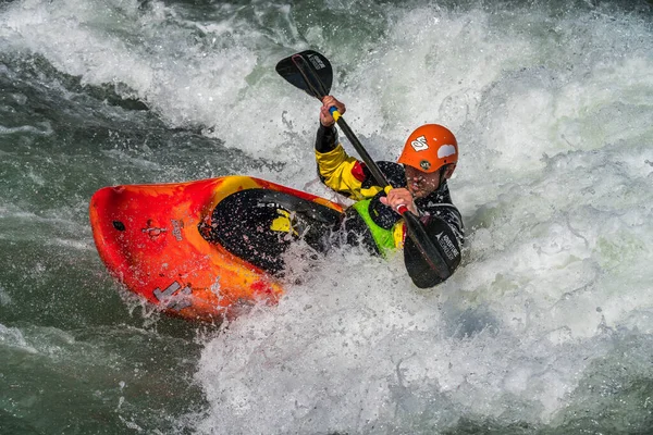 Augsburg Alemanha Junho 2019 Caiaque Whitewater Caiaque Extremo Cara Caiaque — Fotografia de Stock