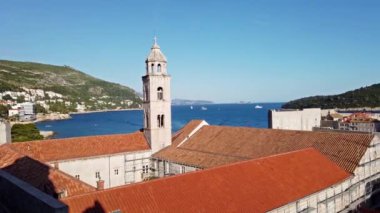 Dubrovnik, Hırvatistan. Adriyatik Denizi 'nin Dalmaçya Sahili' ndeki ortaçağ Ragusa kentinin manzarası.