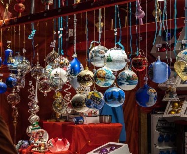 Münih 'te güzel bir Noel pazarı - Bavyera - Almanya, Avrupa