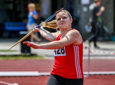 Regensburg, Almanya - 20 Temmuz 2019: Bavyera Atletizm Şampiyonası cirit atma etkinliği