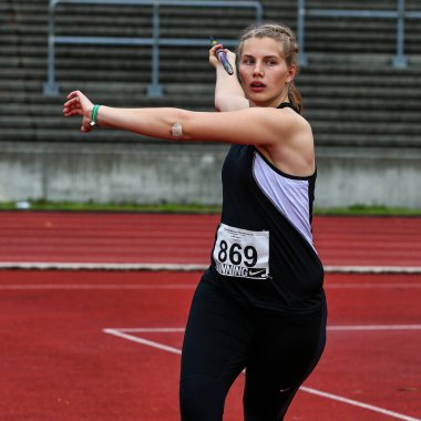 Regensburg, Almanya - 20 Temmuz 2019: Bavyera Atletizm Şampiyonası cirit atma etkinliği