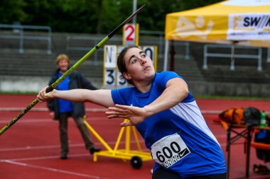 Regensburg, Almanya - 20 Temmuz 2019: Bavyera Atletizm Şampiyonası cirit atma etkinliği