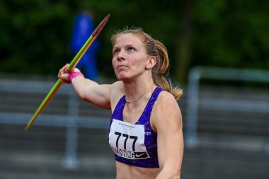 Regensburg, Almanya - 20 Temmuz 2019: Bavyera Atletizm Şampiyonası cirit atma etkinliği