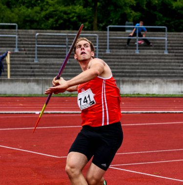 Regensburg, Almanya - 20 Temmuz 2019: Bavyera Atletizm Şampiyonası cirit atma etkinliği