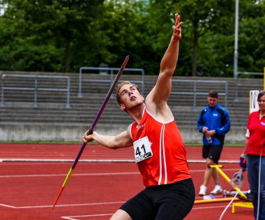 Regensburg, Almanya - 20 Temmuz 2019: Bavyera Atletizm Şampiyonası cirit atma etkinliği