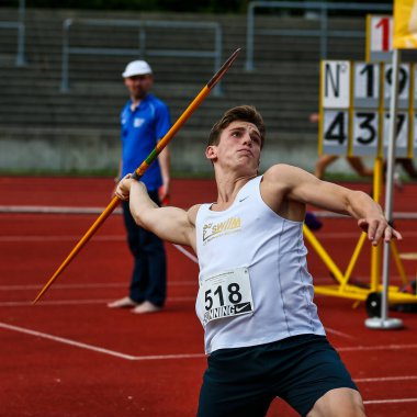 Regensburg, Almanya - 20 Temmuz 2019: Bavyera Atletizm Şampiyonası cirit atma etkinliği