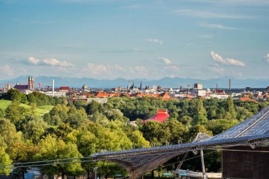 Almanya 'nın Münih kentinde bulunan Olimpiyat Stadyumu, 1972 Yaz Olimpiyatları için inşa edilen bir Olimpiyat Parkı.