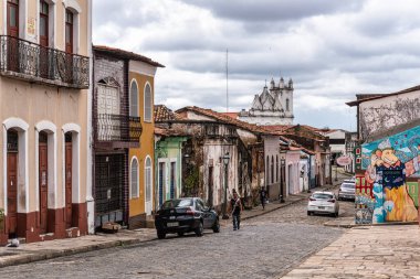 Sao Luis, Brezilya - 15 Ocak 2025: Brezilya 'nın Sao Luis şehrinde Rua da Palma caddesinde geleneksel Portekiz sömürge mimari rengi ve tarzı