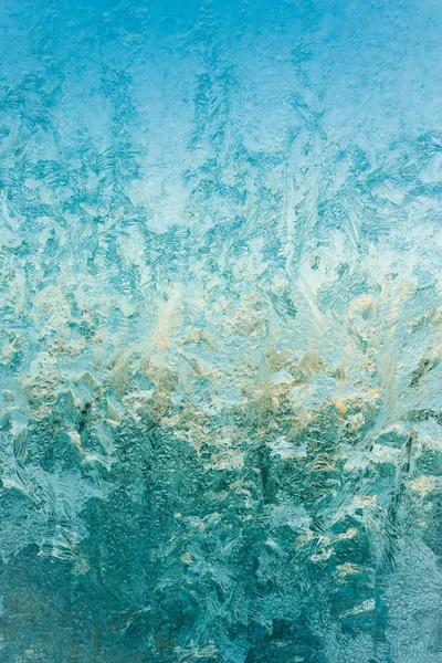 Frost Buz Kalıpları Penceresinde Buzlu Cam Örtmek — Stok fotoğraf