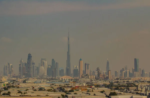 Στον Ορίζοντα Του Ντουμπάι Στο Αμμοθύελλα — Φωτογραφία Αρχείου