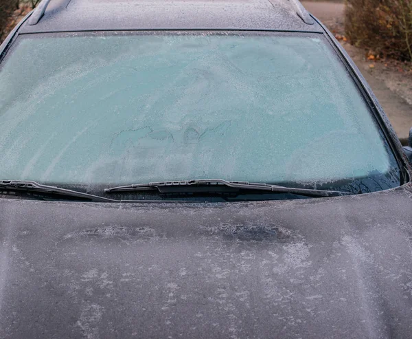 车窗冻结到冬季开始 — 图库照片