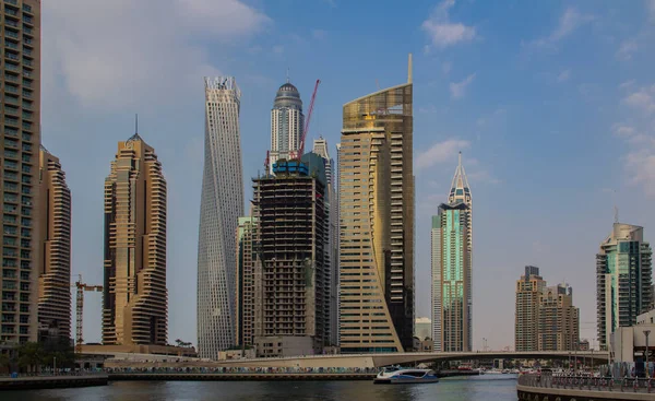 Die Skyline Von Dubai Tag — Stockfoto