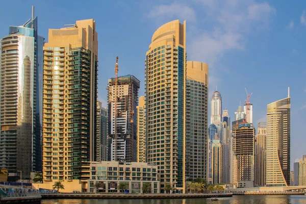 Die Skyline Von Dubai Tag — Stockfoto