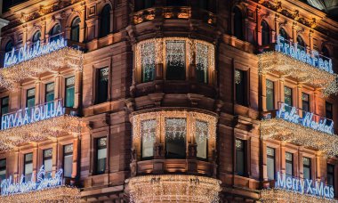 Noel ışıkları Hamburger Hof Hamburg şehir merkezinde
