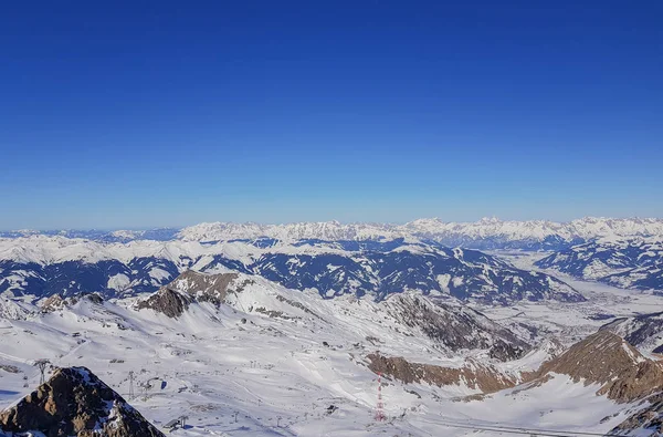 Kaprun Kayak Alanında Avusturya Alplerinde Karla Kaplı Dağ Manzarası — Stok fotoğraf