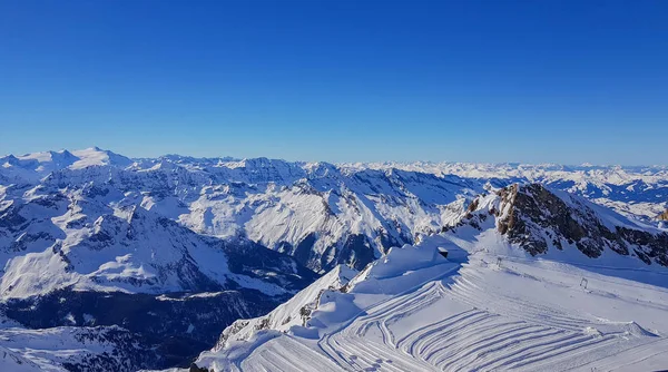 Snötäckt Bergslandskap Skidområdet Kaprun Österrikiska Alperna — Stockfoto