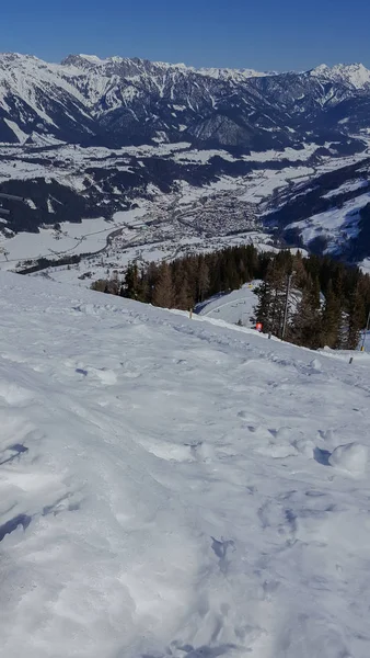 Snötäckt Bergslandskap Skidområdet Kaprun Österrikiska Alperna — Stockfoto