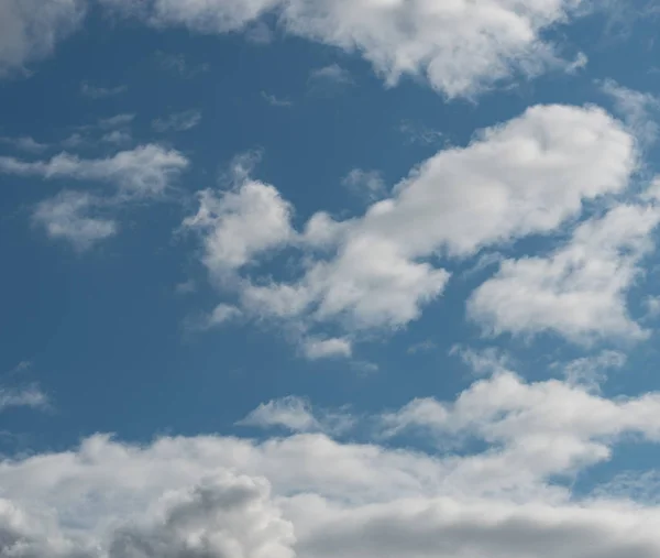 Nuvens Brancas Céu Azul Como Fundo — Fotografia de Stock