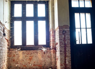 Lost Place eski üst oda villa konut ev alanları parçalanmadan önce