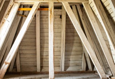 Lost Place eski üst oda villa konut ev alanları parçalanmadan önce