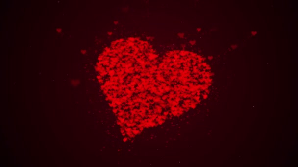 Corazón rojo está aislado sobre fondo borgoña. La acumulación de pequeños corazones crea un gran corazón. Se está ampliando todo el corazón. De cerca. Copiar espacio . — Vídeo de stock