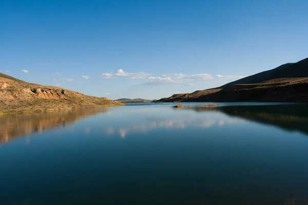 Paisagem Com Água Nuvens Transbaikalia Imagem De Stock