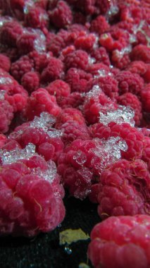 Ahududu buz. dondurulmuş ahududu berry