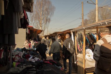 St. Petersburg'daki bit pazarı. udelka. St Petersburg ikinci el