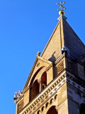 PC'ler, Macaristan katedral Kulesi