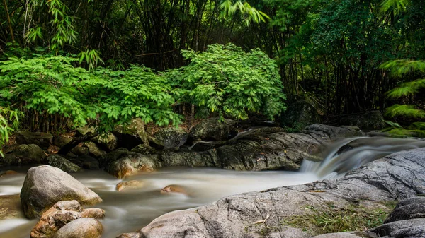 Cachoeira Suave Tailândia — Fotografia de Stock