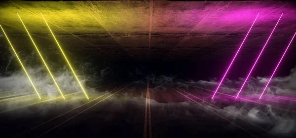 Estrada do asfalto do vapor da névoa com marcação e Purpl amarelo do laser do néon — Fotografia de Stock