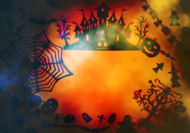 Cadılar Bayramı partisi için dekorasyon. El yapımı kağıt dekor. Kutlama kartı, poster, afiş tasarımı.