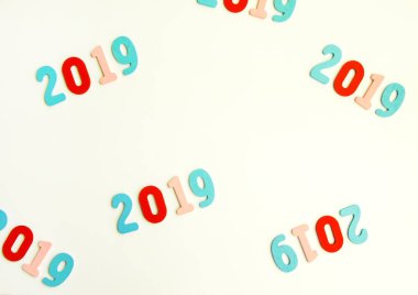 2019 rakamlı yeni yıl dekoratif kompozisyonu.