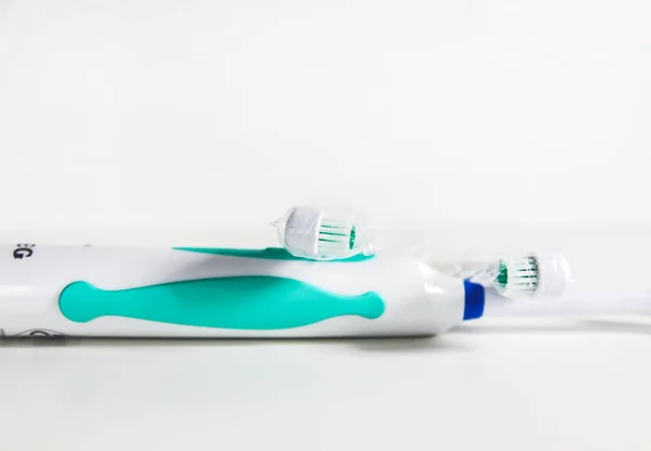 Електрична Зубна Щітка Якому Світлому Фоні — стокове фото